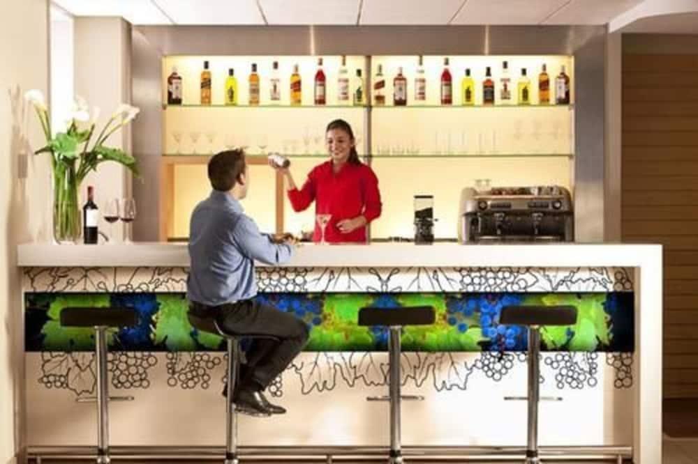 Ibis Providencia Hotel