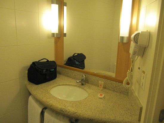 Ibis Providencia Hotel 3*