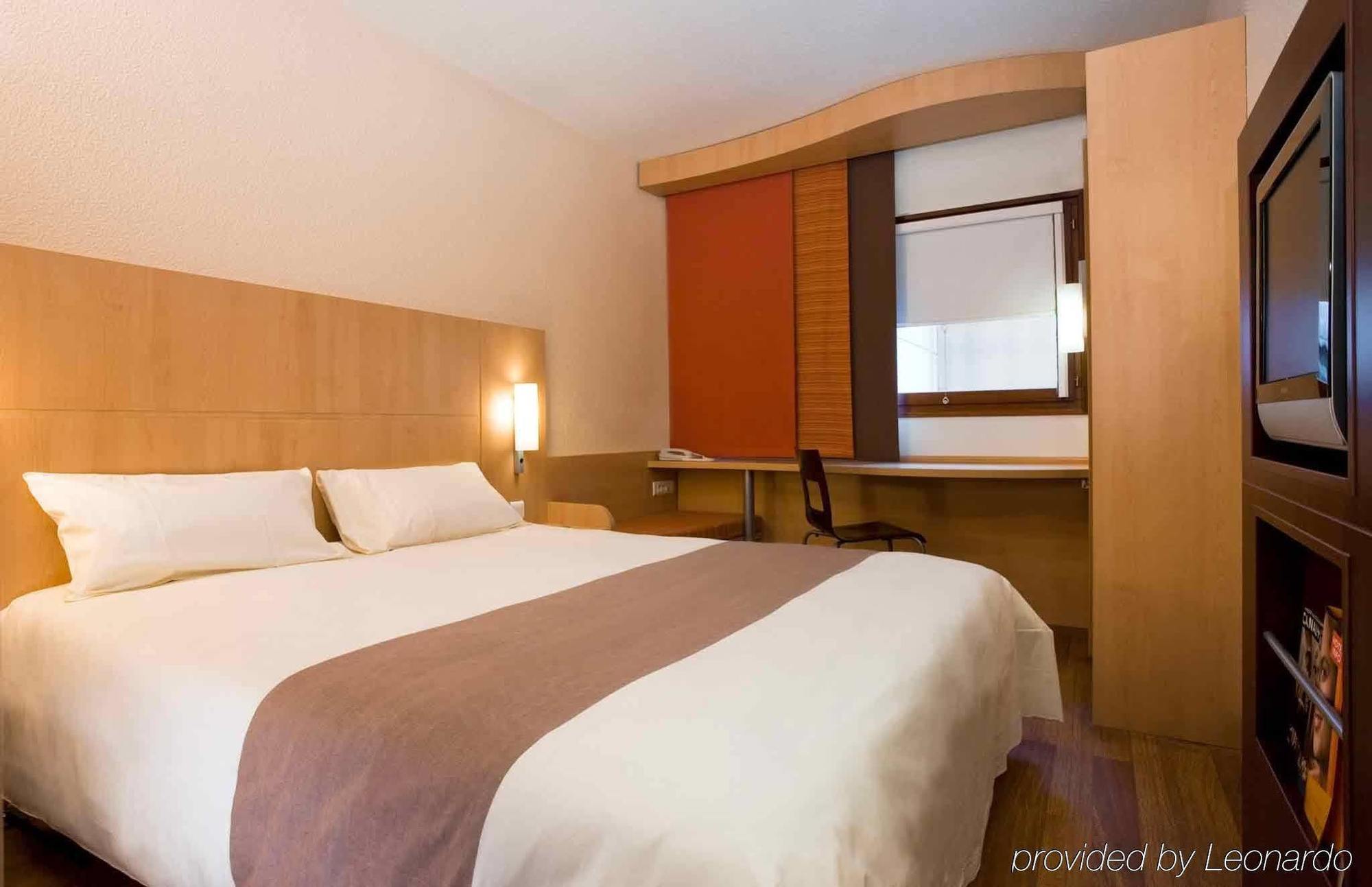 Ibis Providencia 3*