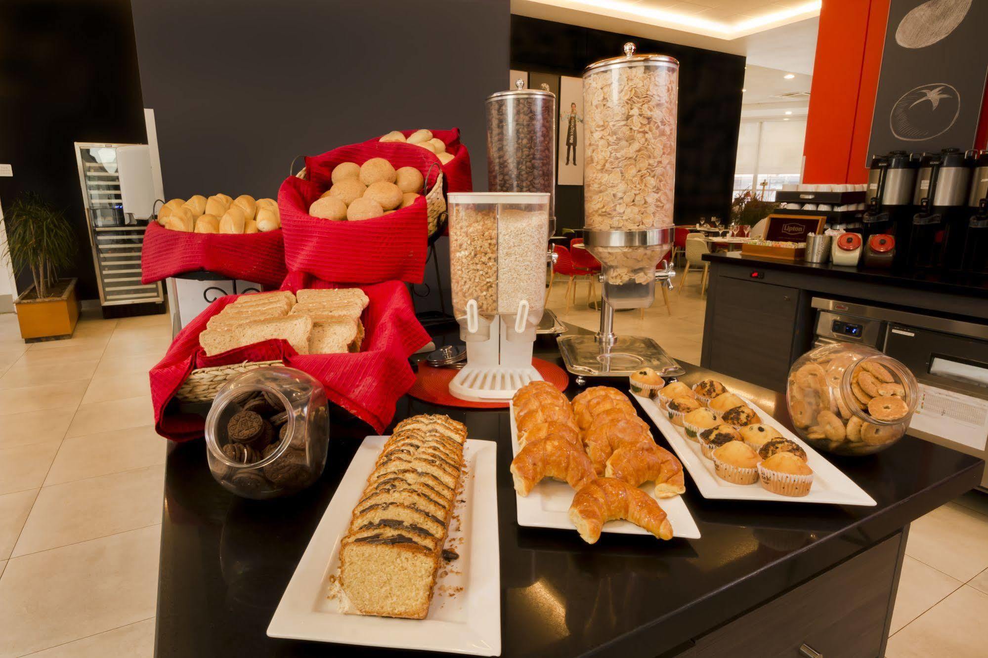 Hotel Ibis Providencia 3*
