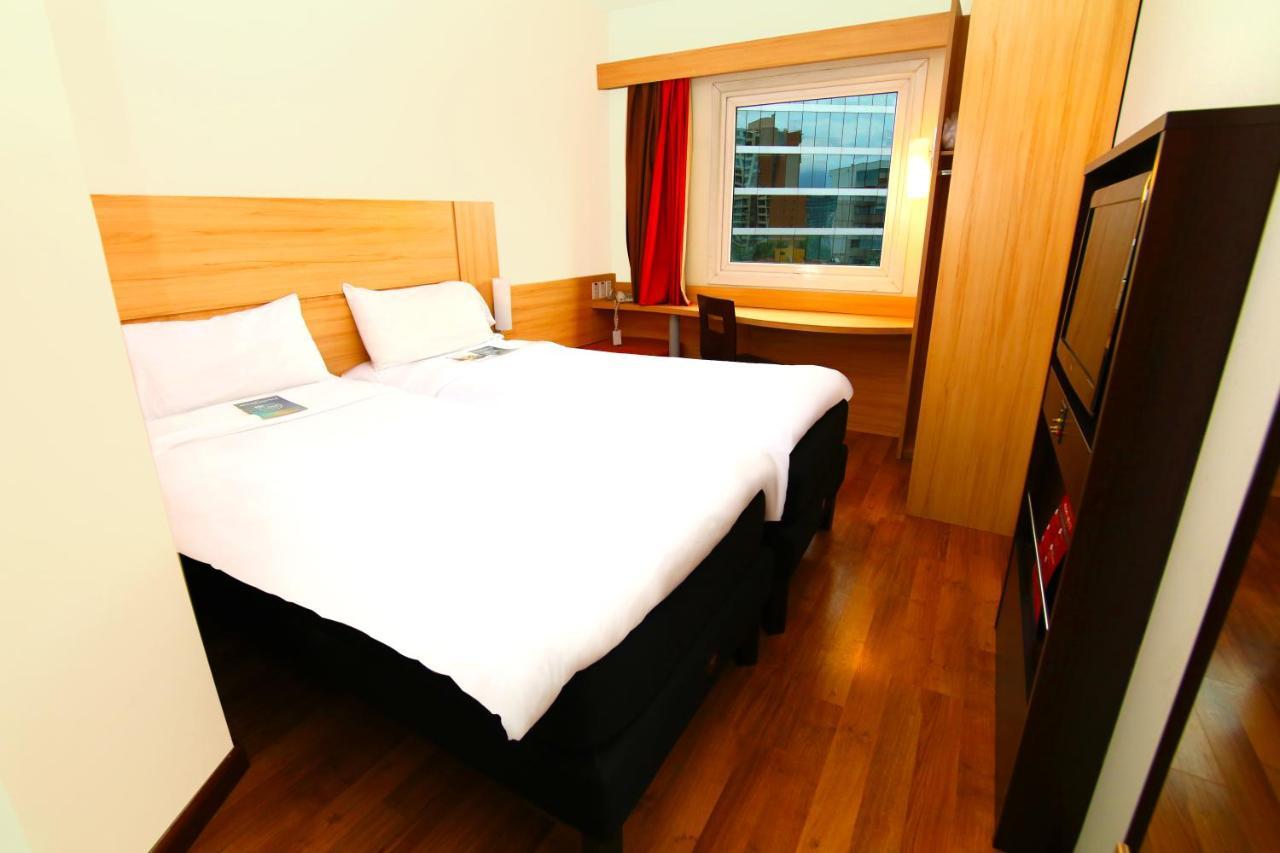 Ibis Providencia 3*